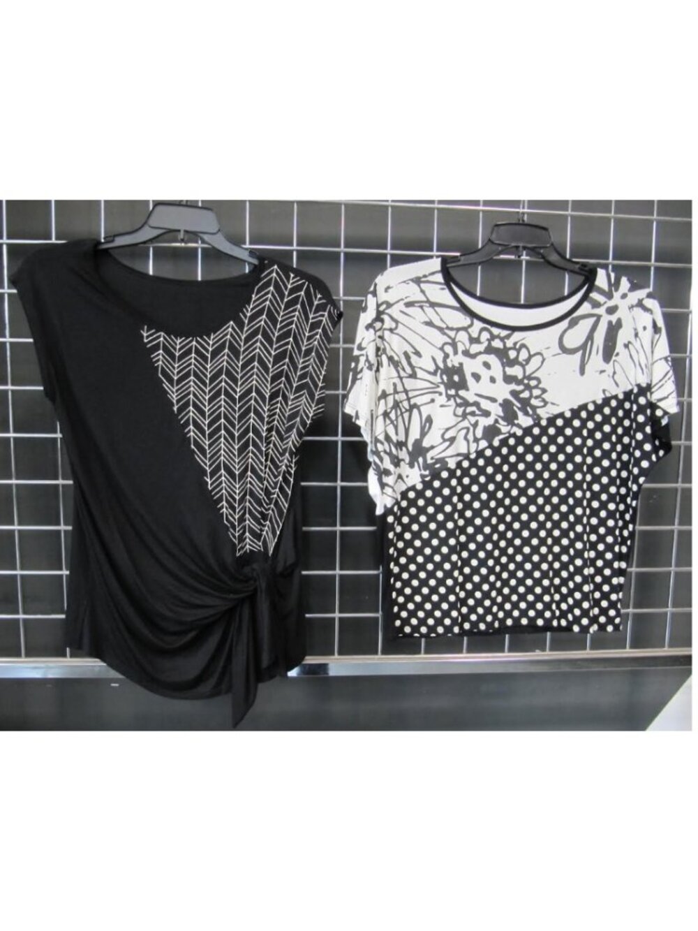 Women's 2-Piece Short Sleeve Tops – Black & White Mixed Print Bundle